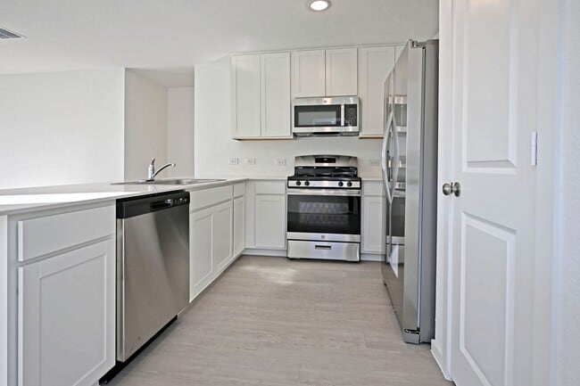 10036 Mather Wy