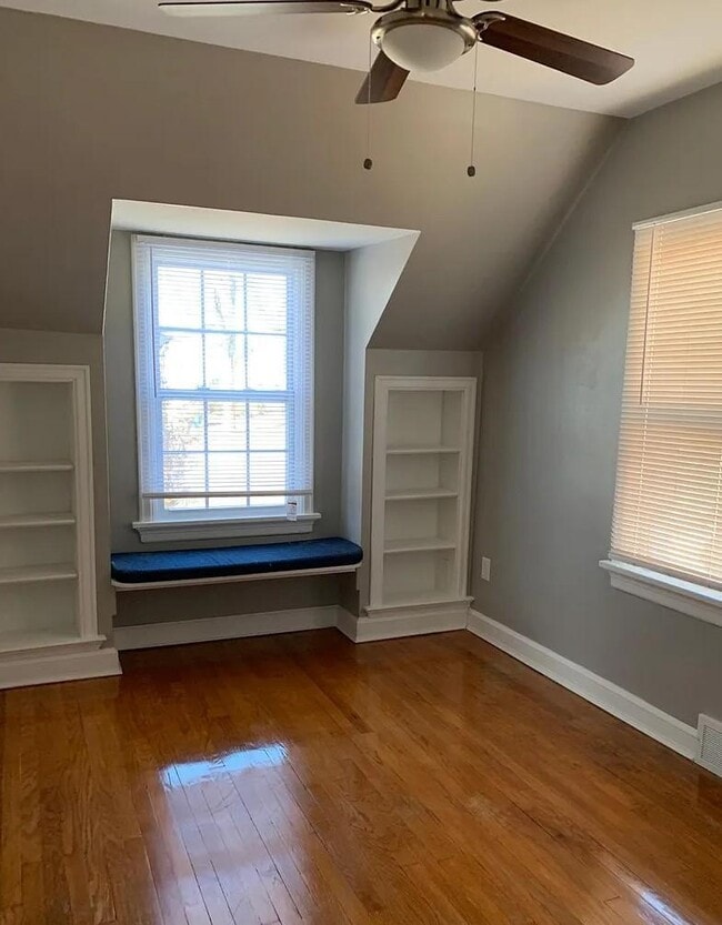 Photo - 724 N Florissant Rd