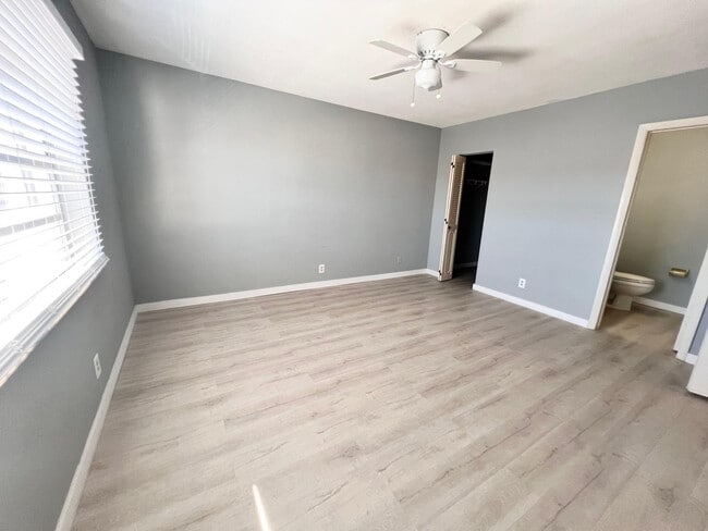 Photo - 3550 NW 8th Ave Unit 612