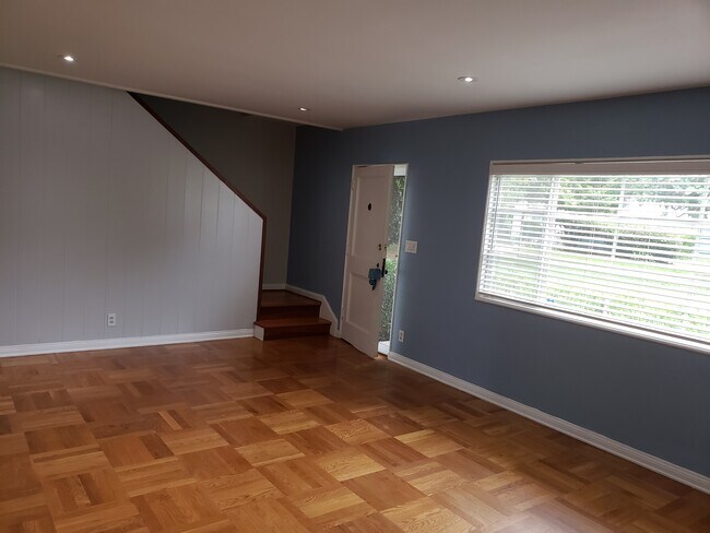 Living Room - 5592 Village Green