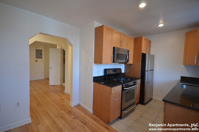 Building Photo - 56 Brattle St Unit 46 Rental