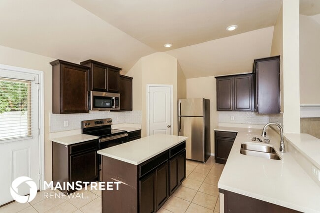 Photo - 105 Richard Ln