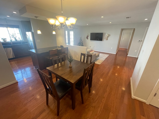 Photo - 4069 S Four Mile Run Dr Unit 401