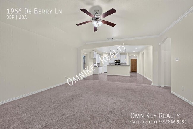 Photo - 1966 De Berry Ln