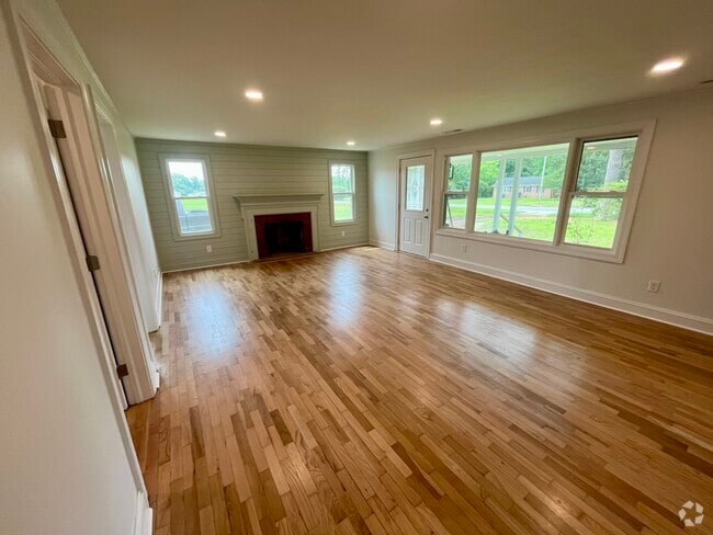Building Photo - 3798 Penderlea Hwy Rental