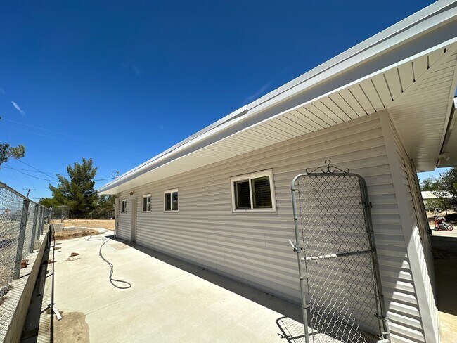 Photo - 22650 Roundup Way