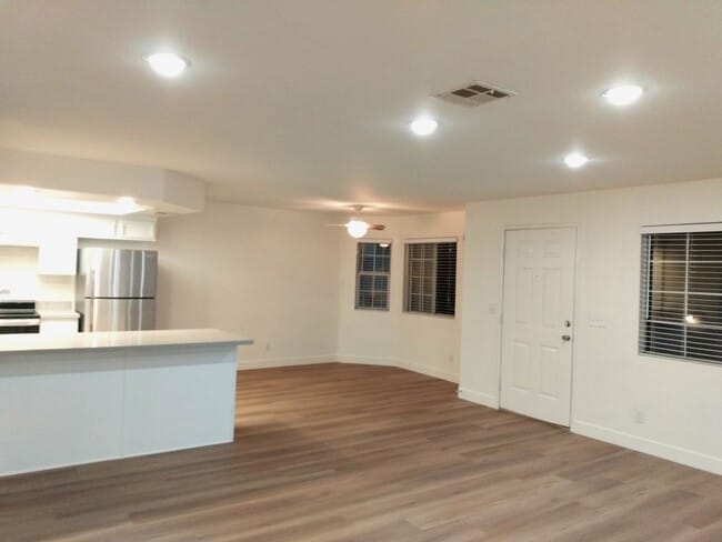 Photo - NEWLY UPDATED CONDO WITH BALCONY NEAR SUMMERLIN