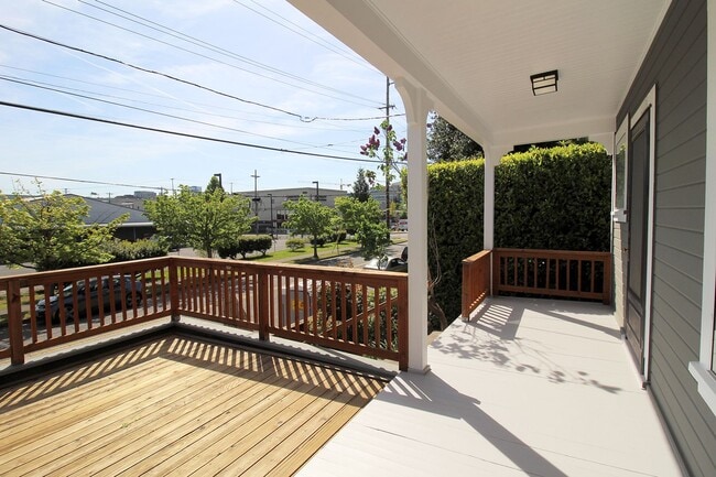 Photo - 2027 NW 21st Ave