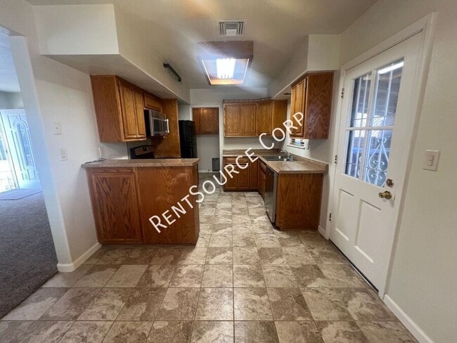 Photo - 36854 Hayward Ave