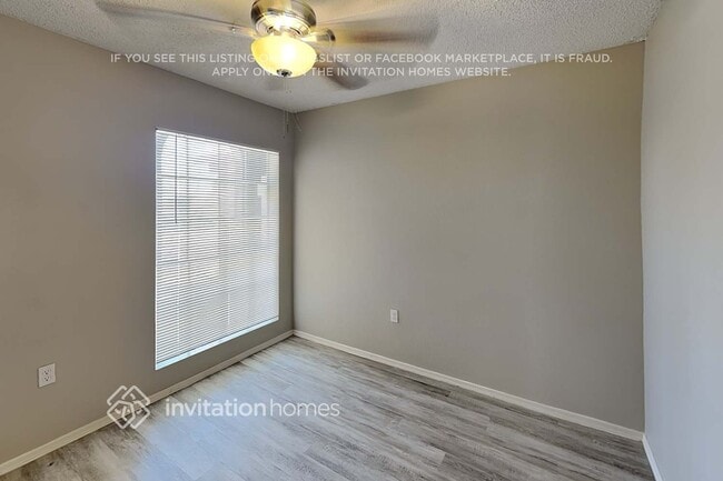 Photo - 550 N 64th St