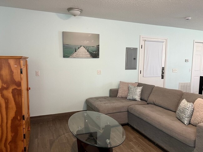 Photo - Spacious Efficiency _ In Law Suite_ Fort P...