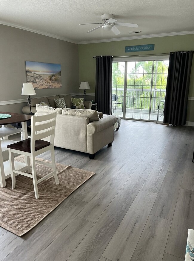 4185 Hibiscus Dr Unit 201