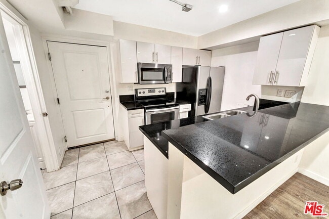 Photo - 10982 Roebling Ave Unit 106