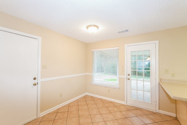 6867 Brady Hill Dr