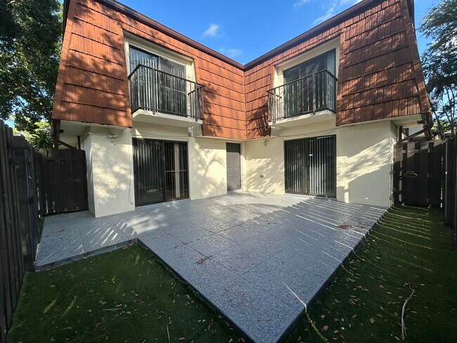 Photo - 2211 White Pine Cir