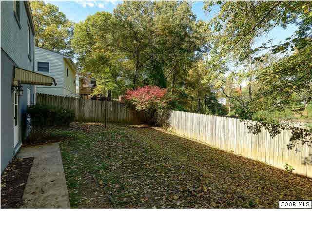 Photo - 211 Stribling Ave