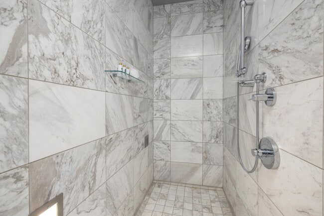 Photo - 4381 W Flamingo Rd Unit 55302