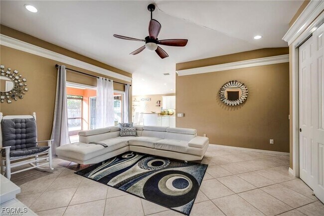 Photo - 9036 Henry Rd