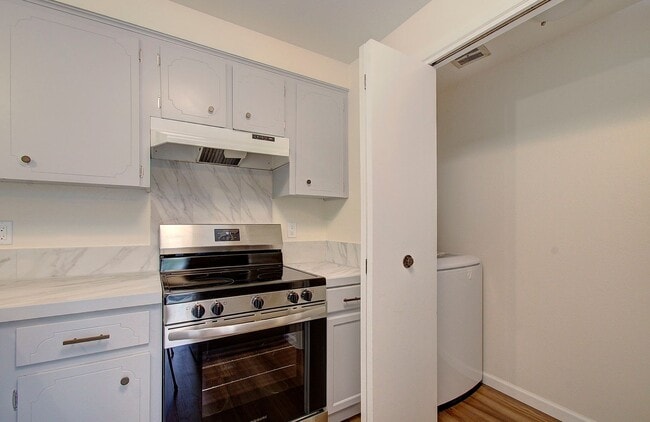 Photo - Heenan 2918-2920 Unit Heenan 2920-B