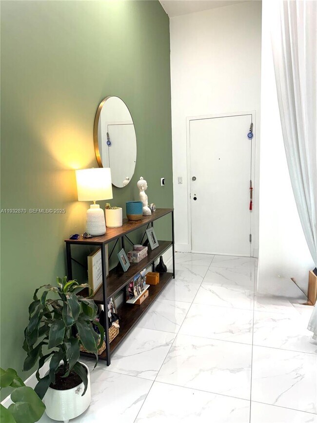 Photo - 1900 N Bayshore Dr Unidad 710