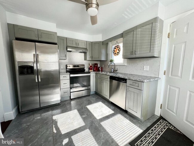 Photo - 12 Birch Ave