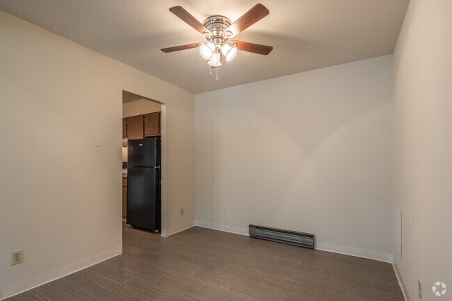 2BR, 1BA Dining