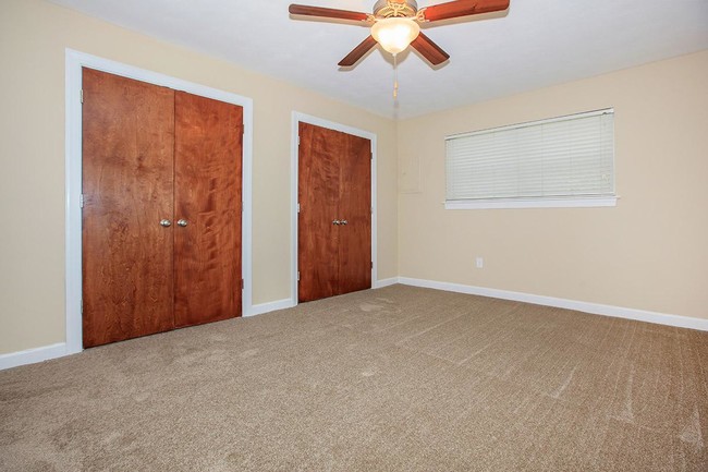 The Bayview Double Closets