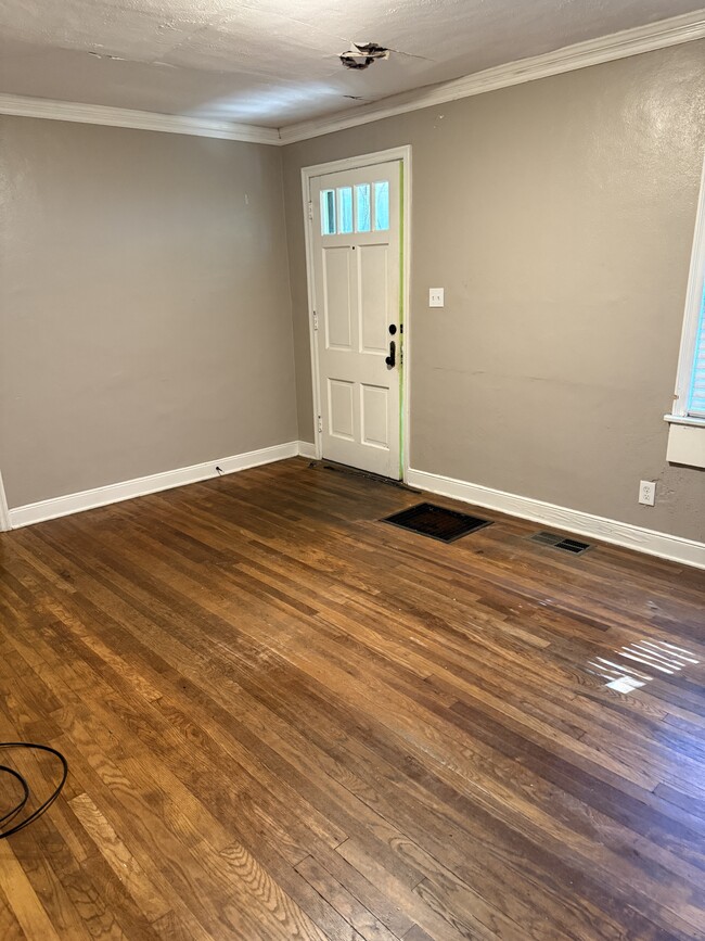 Photo - 2020 Courtland Pl