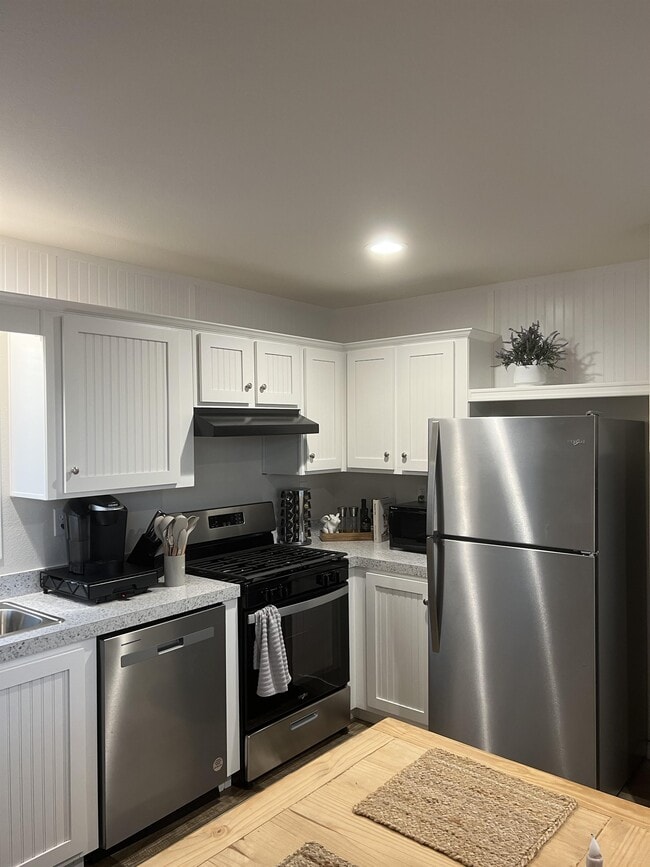 Photo - 112 Northside Dr