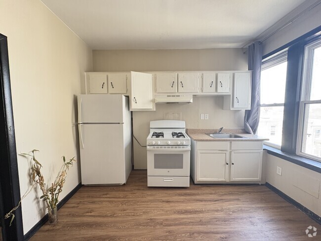 Building Photo - 58 Downing St Rental