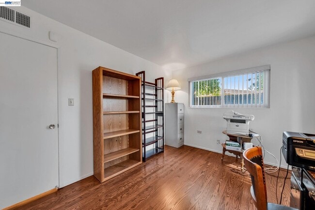 Photo - 1810 Boxwood Dr