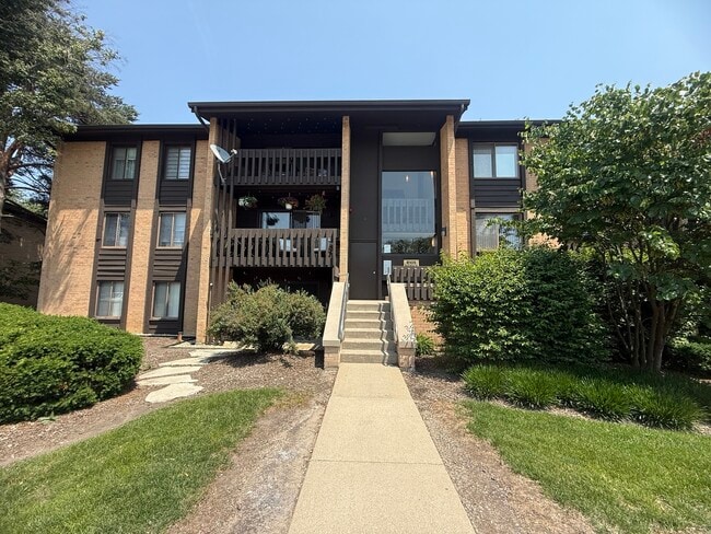 Photo - 6105 Knoll Valley Dr Unidad 302 Rental
