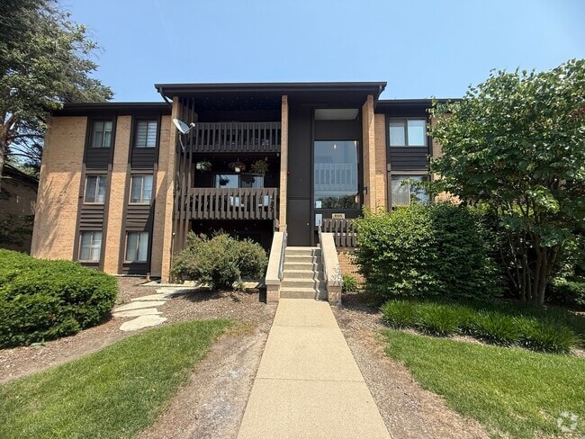 Building Photo - 6105 Knoll Valley Dr Unit 302 Rental
