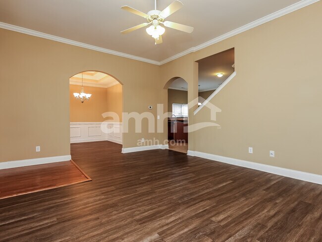 Photo - 65 Heritage Pky