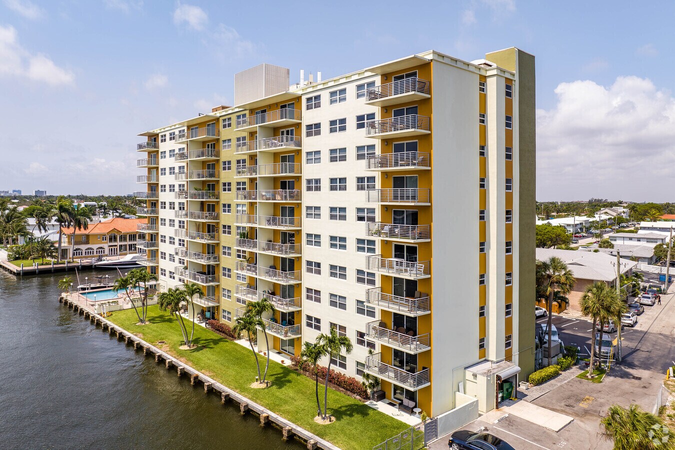 Photo - Lauderdale Tower