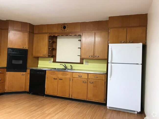 Building Photo - 136 N Fairview St Unit 1F Rental