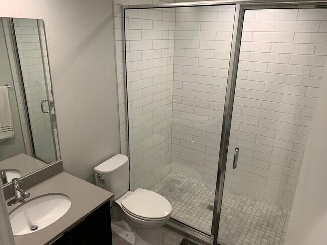 Photo - East Austin Studio! A Must See!