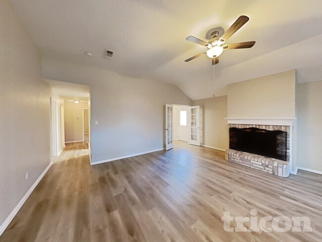 Photo - 3005 Scenic Glen Dr