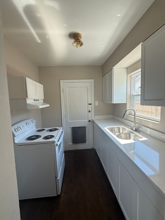 7856 Harrold Cove