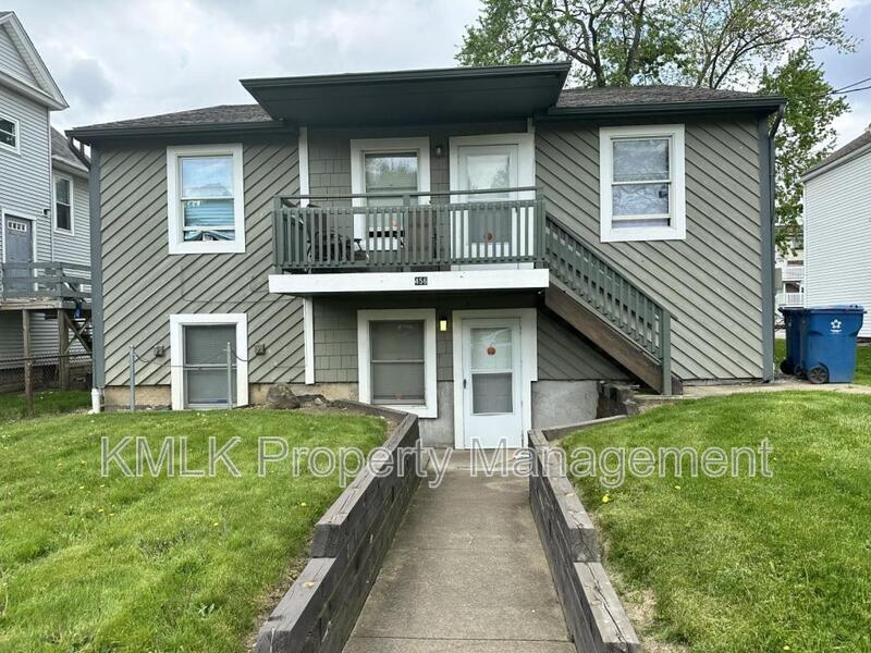 Photo - 456 Allyn St Rental