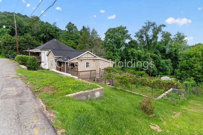 Photo - 138 Austin Ave