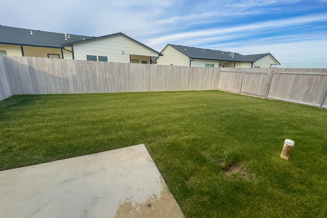 Photo - 1747/49 Hickory Unit 1749 Hickory Creek