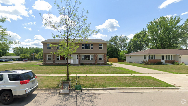 Building Photo - 807 Sue Ln Unit 2 Rental