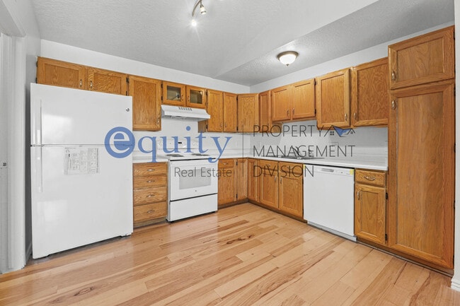 Photo - 8040 Copperfield Pl