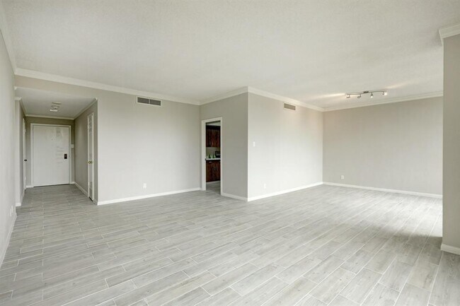 Photo - 14 Greenway Plaza Unidad 5-O