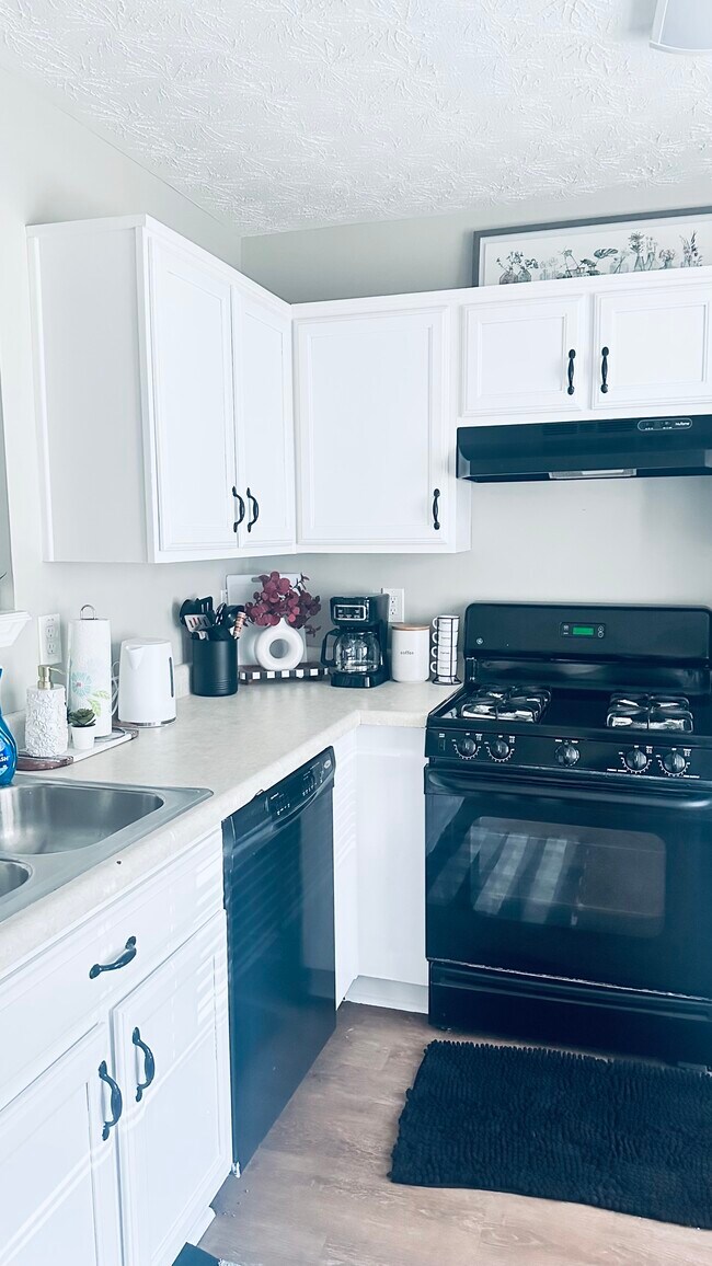 Photo - 5013 Chupp Way Cir