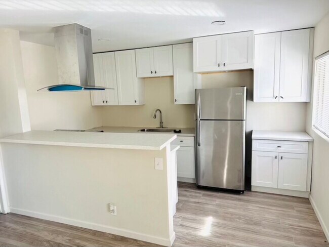 Photo - Bahama Palms, Newly Renovated 650 Sq Ft  1-Bedroom Riverside Retreat! Unit C