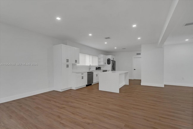 Photo - 1733 NW 16th St