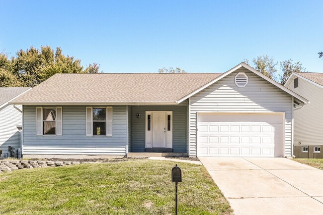Building Photo - 1233 Colby Dr Rental