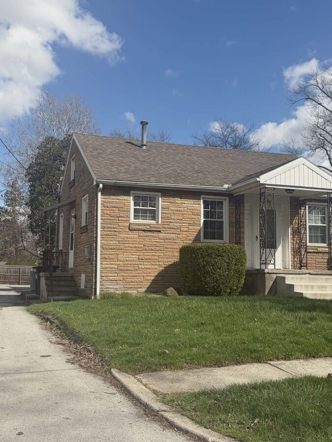 Photo - Five Bedroom Home Located Near BGSU